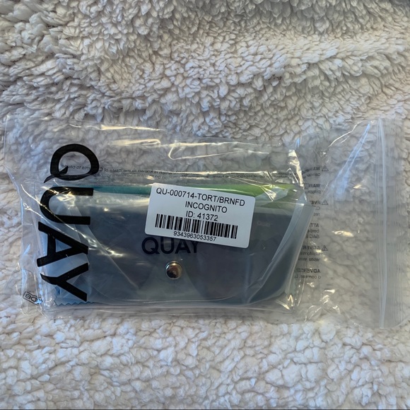 NWT Quay Australia INCOGNITO Sunglasses - Picture 4 of 8